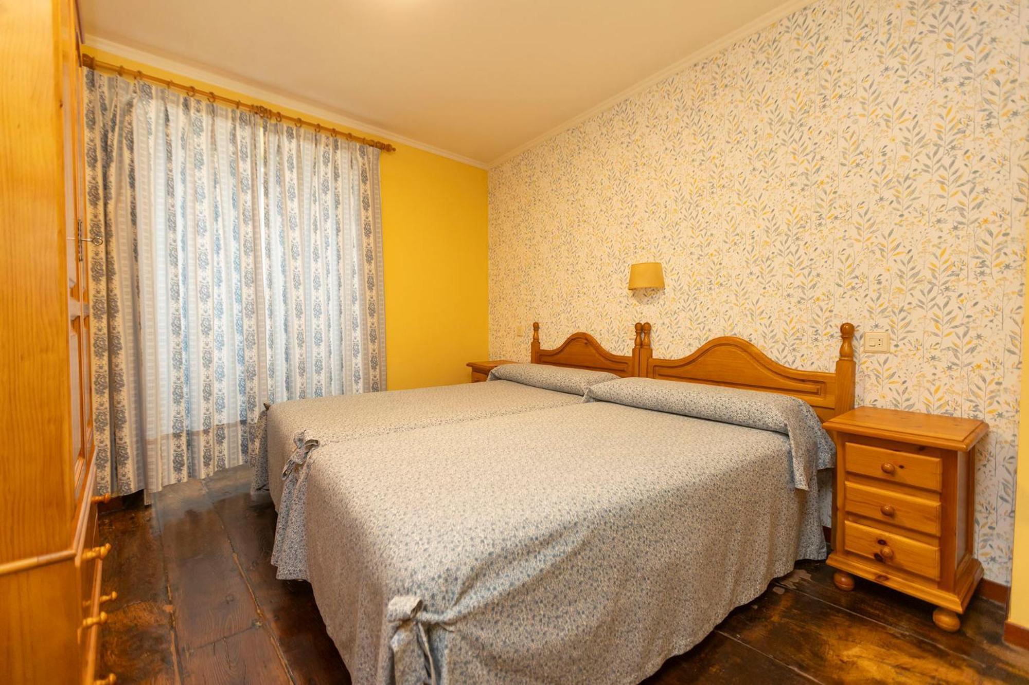 Escuder Apartamentos Turísticos Ribadeo Exterior foto