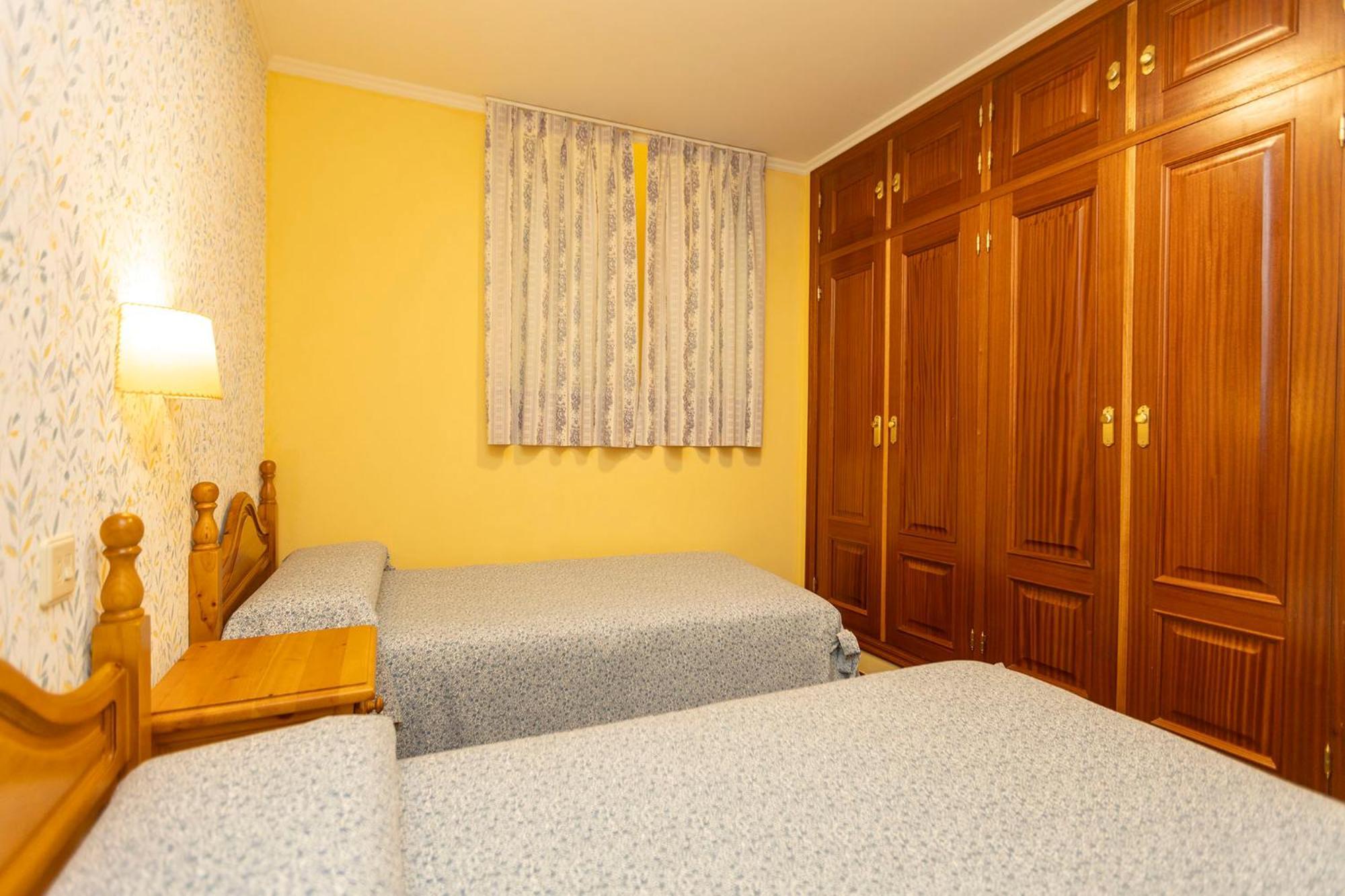 Escuder Apartamentos Turísticos Ribadeo Exterior foto
