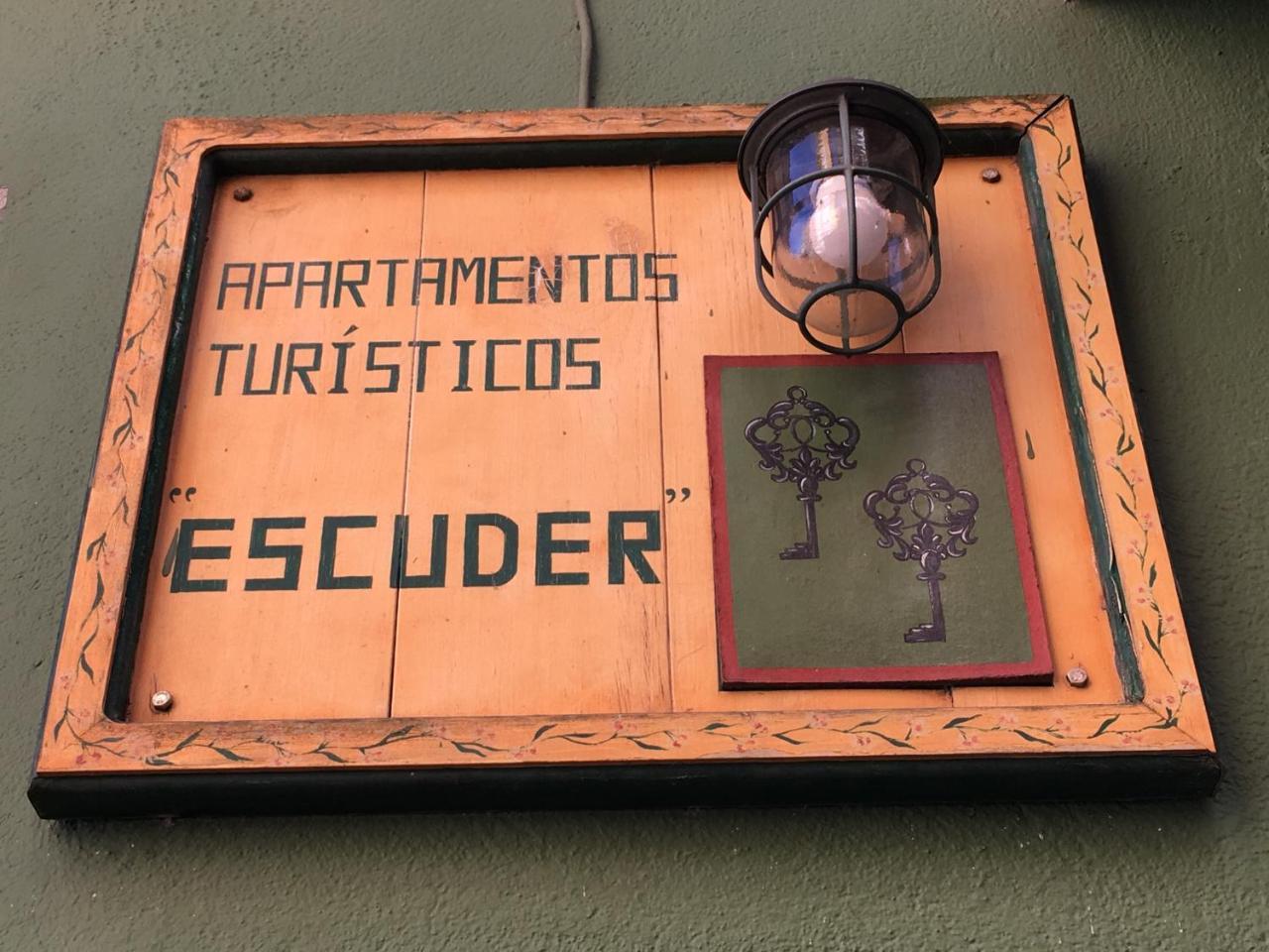 Escuder Apartamentos Turísticos Ribadeo Exterior foto